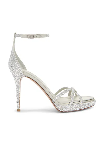 Valentino Garavani Eveninglam Sandal In Crystal & Grigio