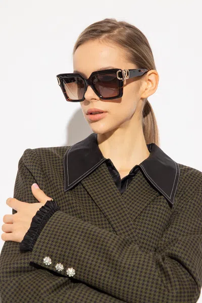 Valentino Eyewear Sunglasses With Logo In Brown