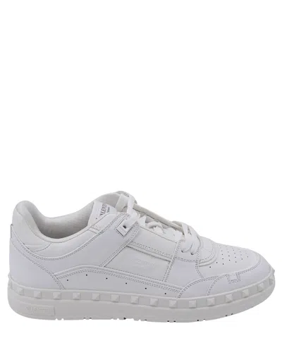 Valentino Garavani Freedots Sneakers In White