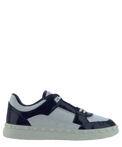 Valentino Garavani Freedots Rockstud Calfskin Sneakers In White