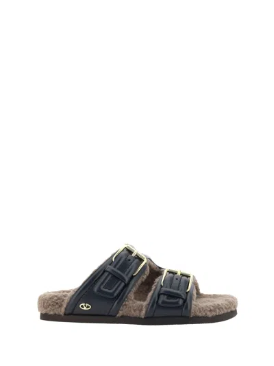 Valentino Fussfriend Sandals In Black
