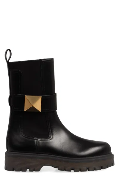 VALENTINO GARAVANI VALENTINO GARAVANI - ONE STUD LEATHER CHELSEA BOOTS