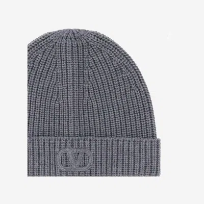 Valentino Garavani 5y2hb01lind Logo-embroidered Wool Beanie In Gray