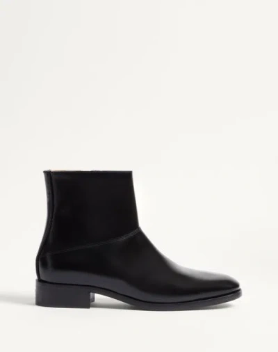 Valentino Garavani Ankle Boot In Calfskin In Black