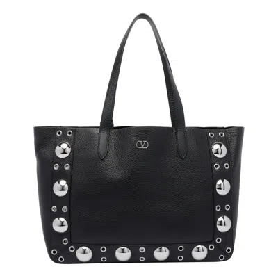 Valentino Garavani Nellcote Shopper Medium Studded Detailing In Black