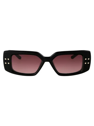 Valentino Garavani Blk Acetate Sunglasses In Black