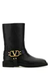 Valentino Garavani Boots In Black