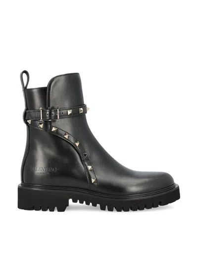 Valentino Garavani Boots In Black