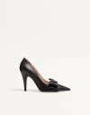 Valentino Garavani Bowow Pump In Kidskin 100mm Woman Black 39 In Black