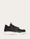 Valentino Garavani Calfskin Leather Mid-top Runboot Sneaker In ブラック