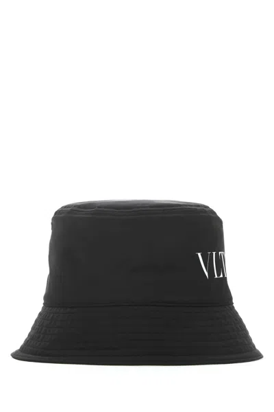 Valentino Garavani Valentino Vltn Logo Printed Bucket Hat In Black