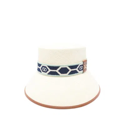Valentino Garavani Caps In White