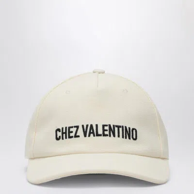 VALENTINO GARAVANI VALENTINO GARAVANI CHEZ VALENTINO GARAVANI IVORY BASEBALL CAP