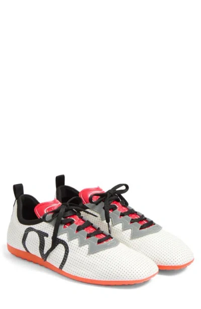 VALENTINO GARAVANI VALENTINO GARAVANI CHROMATION PERFORATED SNEAKER
