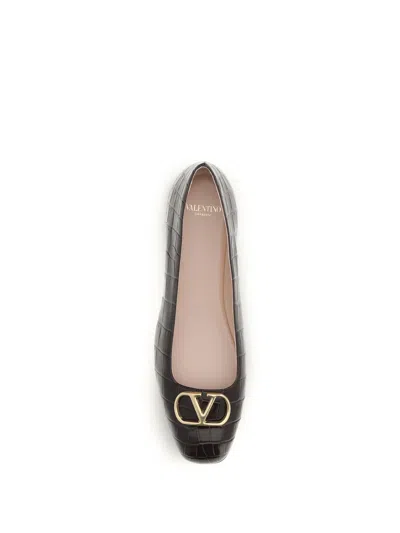Valentino Garavani Croc-effect Calf Leather Ballerina Flat In Brown