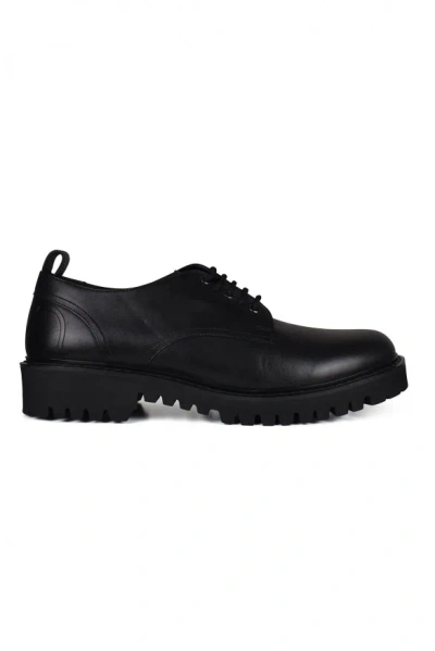 Valentino Garavani Derbies In Black