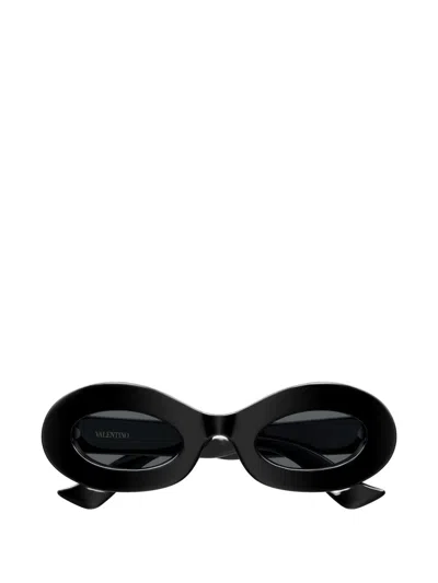Valentino Garavani Eyewear Stud-embellished Oval-frame Sunglasses In Black