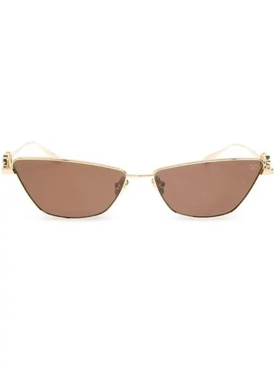 Valentino Garavani Eyewear Vlogo Signature Sunglasses In Gold