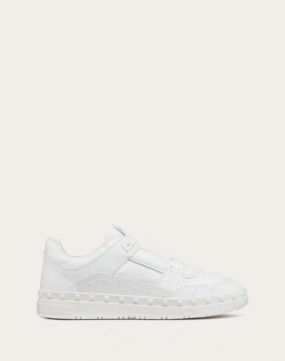 VALENTINO GARAVANI VALENTINO GARAVANI FREEDOTS LOW-TOP TRAINER IN CALFSKIN
