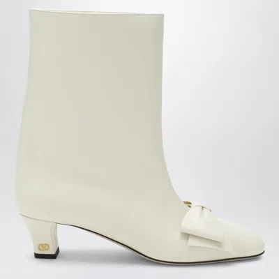 Valentino Garavani Bowow 40 Leather Ankle Boots In Pink