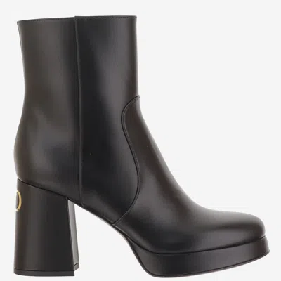 Valentino Garavani Leather Ankle Boot Boot In Black