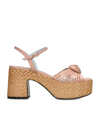 Valentino Garavani Leather Coeur Royal Platform Sandals 80 In Pink