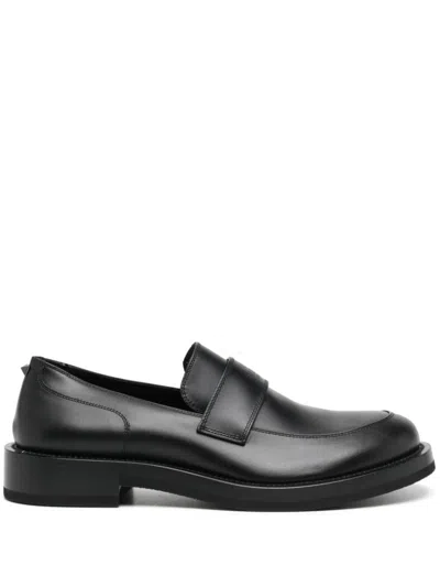 Valentino Garavani Rockstud Essential Leather Loafers In Black