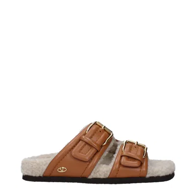Valentino Garavani Leather With Shearling Slipper In Brown