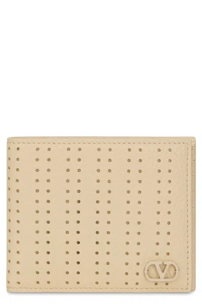 Valentino Garavani Logo-embellished Calfskin Wallet With Patterned Front In Neutral