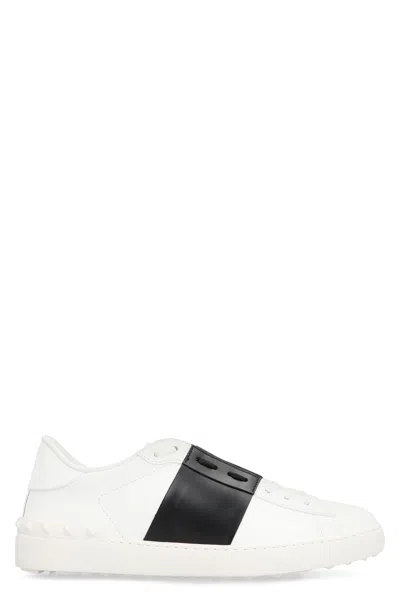 VALENTINO GARAVANI VALENTINO GARAVANI LOW-TOP SNEAKERS WITH CONTRASTING LEATHER INSERTS