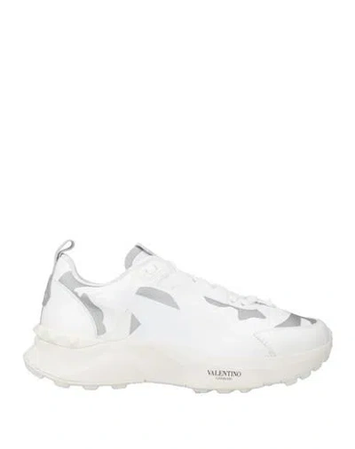 Valentino Garavani Men's True Act Sneakers In Grey