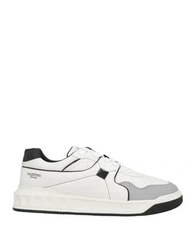 VALENTINO GARAVANI VALENTINO GARAVANI MAN SNEAKERS WHITE SIZE 12 LEATHER