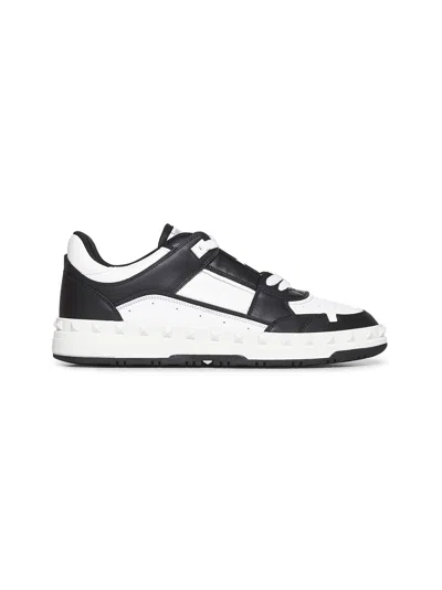 Valentino Garavani Men Calf Leather Freedots Sneakers