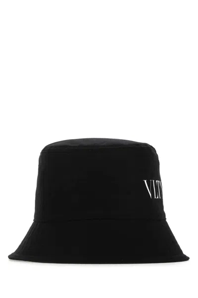 Valentino Garavani Cappello Bucket Hat In Black