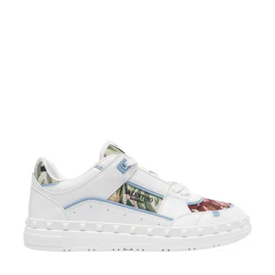 Valentino Garavani Men Freedots Low Top Sneakers