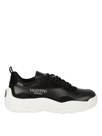 Valentino Garavani Moulded Sole Sneakers With Contrasting Logo In Black