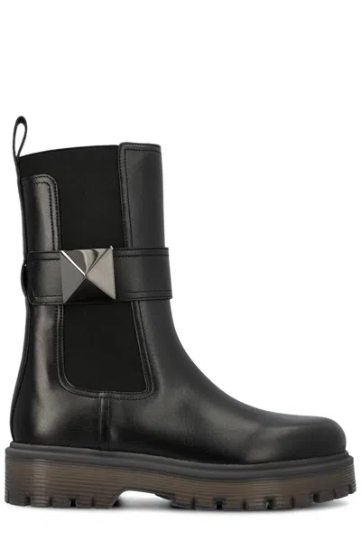 Valentino Garavani Garavani One Stud Beatle Round Toe Boots In Black