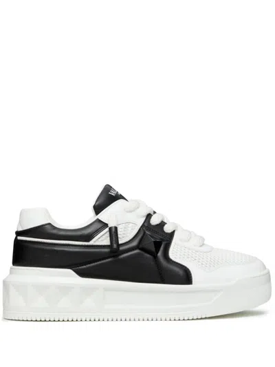 VALENTINO GARAVANI VALENTINO GARAVANI "ONE STUD" LEATHER SNEAKERS