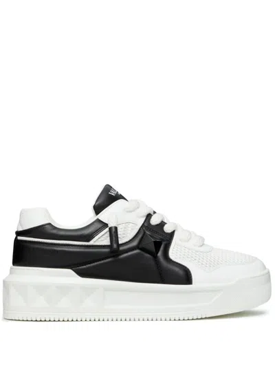 VALENTINO GARAVANI VALENTINO GARAVANI ONE STUD XL LEATHER SNEAKERS