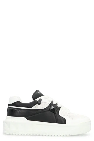 VALENTINO GARAVANI VALENTINO GARAVANI ONE STUD XL LOW-TOP SNEAKERS