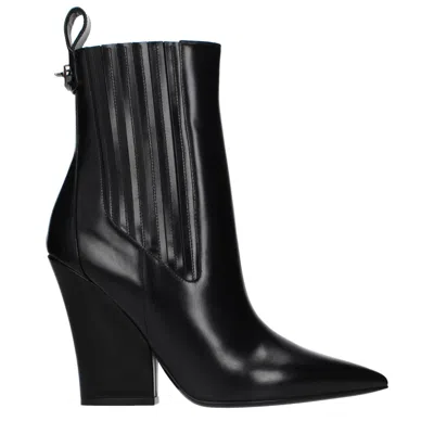Valentino Garavani Pleated Leather Ankle Boot In Black