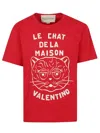 Valentino Garavani T-shirt With Le Chat De La Maison Print In Red