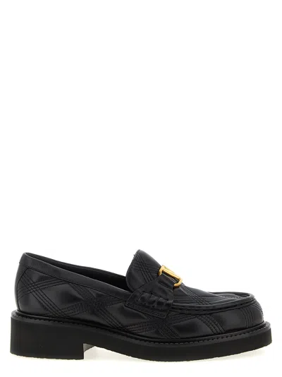 Valentino Garavani Quiltie Loafers In Black
