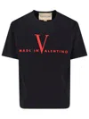 Valentino Garavani Regular Fit T-shirt With Chest Print And Crew Neck In Multi