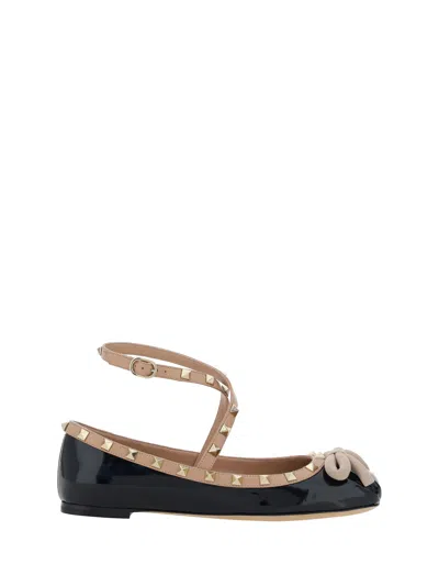 Valentino Garavani Rockstud Leather Flats In Black