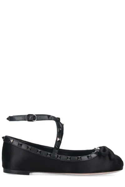 Valentino Garavani Garavani Rockstud Bow Detailed Ballerina Shoes In Black