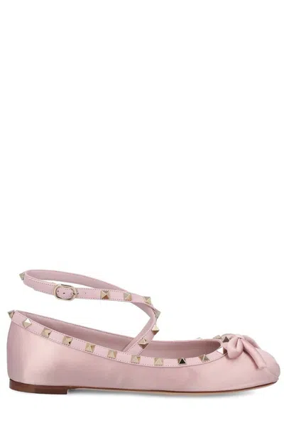 Valentino Garavani Rockstud Bow Detailed Ballerina Shoes In Pink