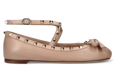 Pre-owned Valentino Garavani Garavani Rockstud Bowembellished Crossoverstrap Leather Ballet Flats (women's) Sneakers In Blush