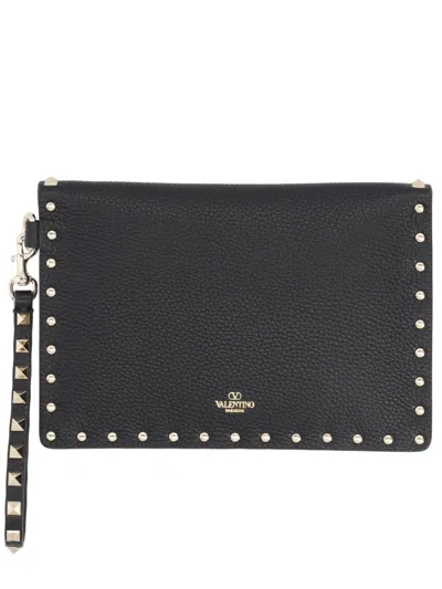 Valentino Garavani Rockstud Clutch In Black