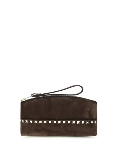 Valentino Garavani Rockstud Clutch In Brown